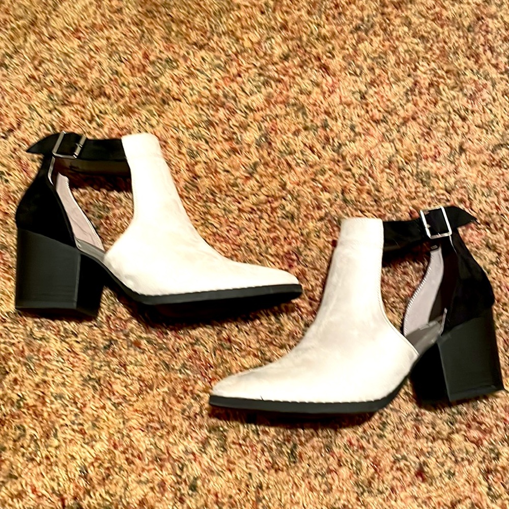 Not rated heels - Picture 3 of 8